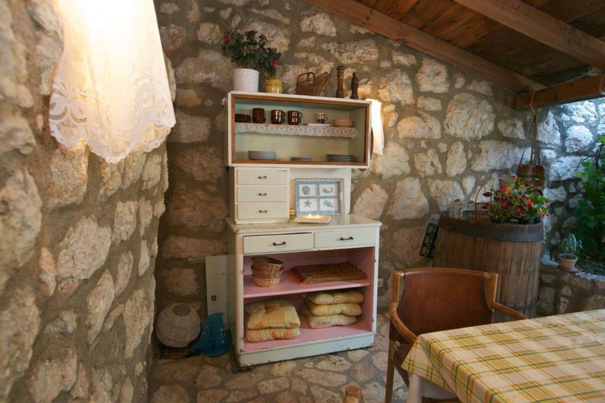 Abeona Mediterranean Villa Drivenik Eksteriør billede