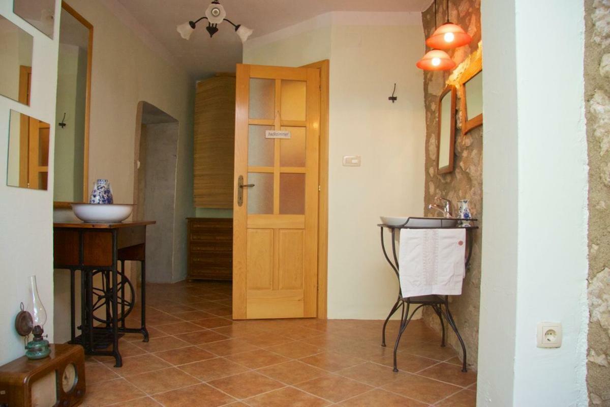 Abeona Mediterranean Villa Drivenik Eksteriør billede